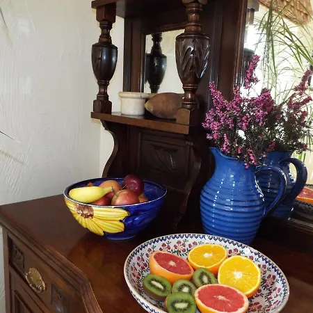 לינה וארוחת בוקר An Capall Dubh