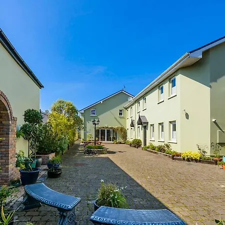 Bed and Breakfast An Capall Dubh Ντίνγκλε